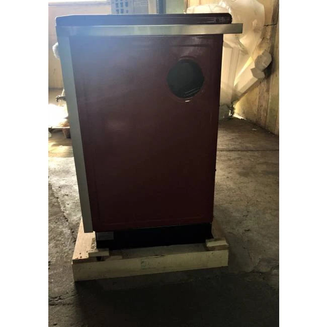 Cuisinière à Bois Royal 720 Plus Eco Rouge Droite - Modèle D'Expo 3 Cuisinière à Bois Royal 720 Plus Eco Rouge Droite - Modèle D'Expo – Image 3