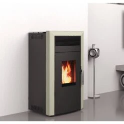Pack Poêle à Granulés Hydro Baracuda Commo + Kit D'installation Sortie Arrière -Top Chaleur Magasin pack poele a granules hydro baracuda commo kit d installation sortie arriere commo 15 ivoire 1